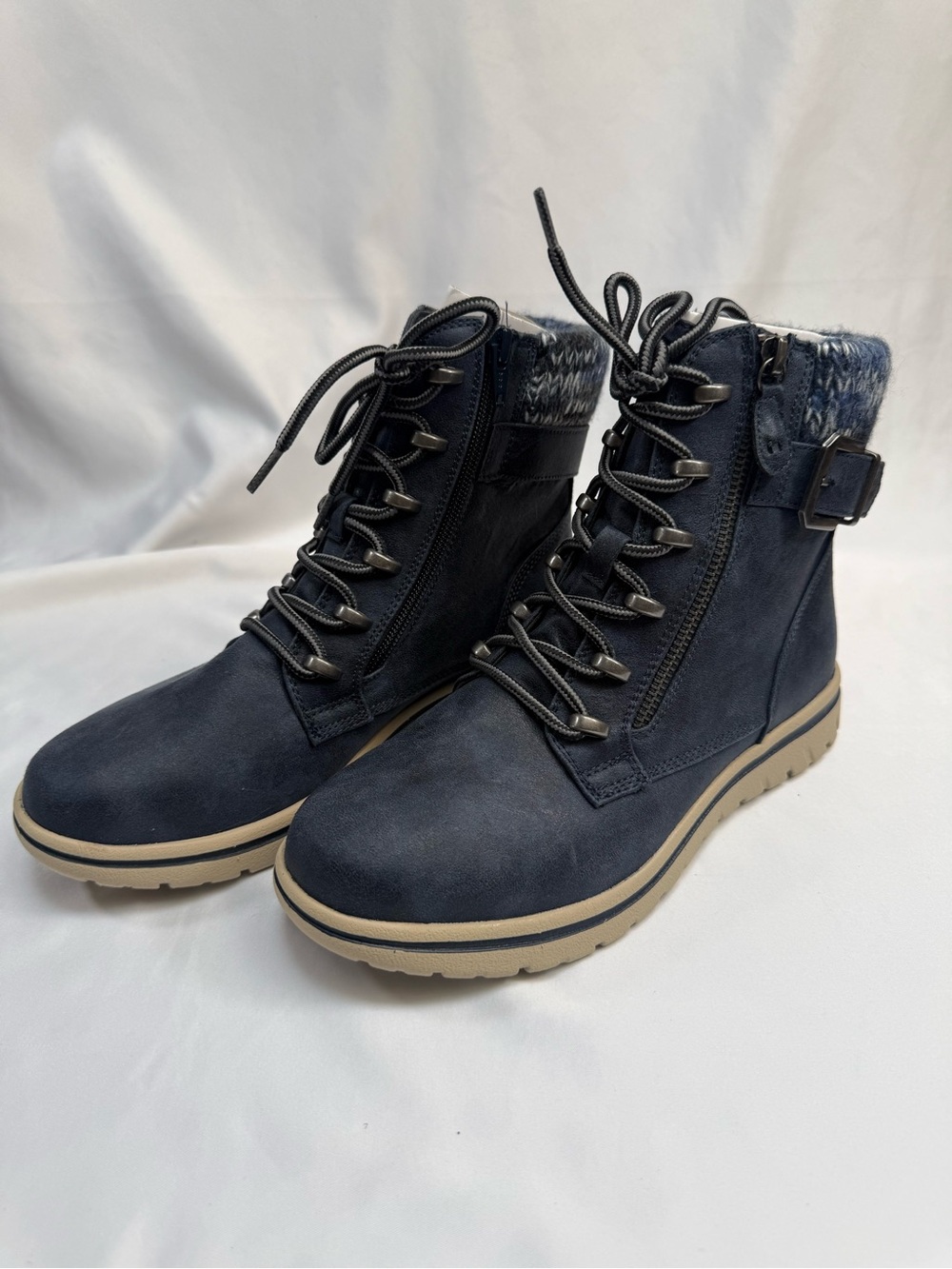 NEW CLIFFS BY WHITE MOUNTAIN Navy Boots With Fabric Hearten Size 8 Retail $85